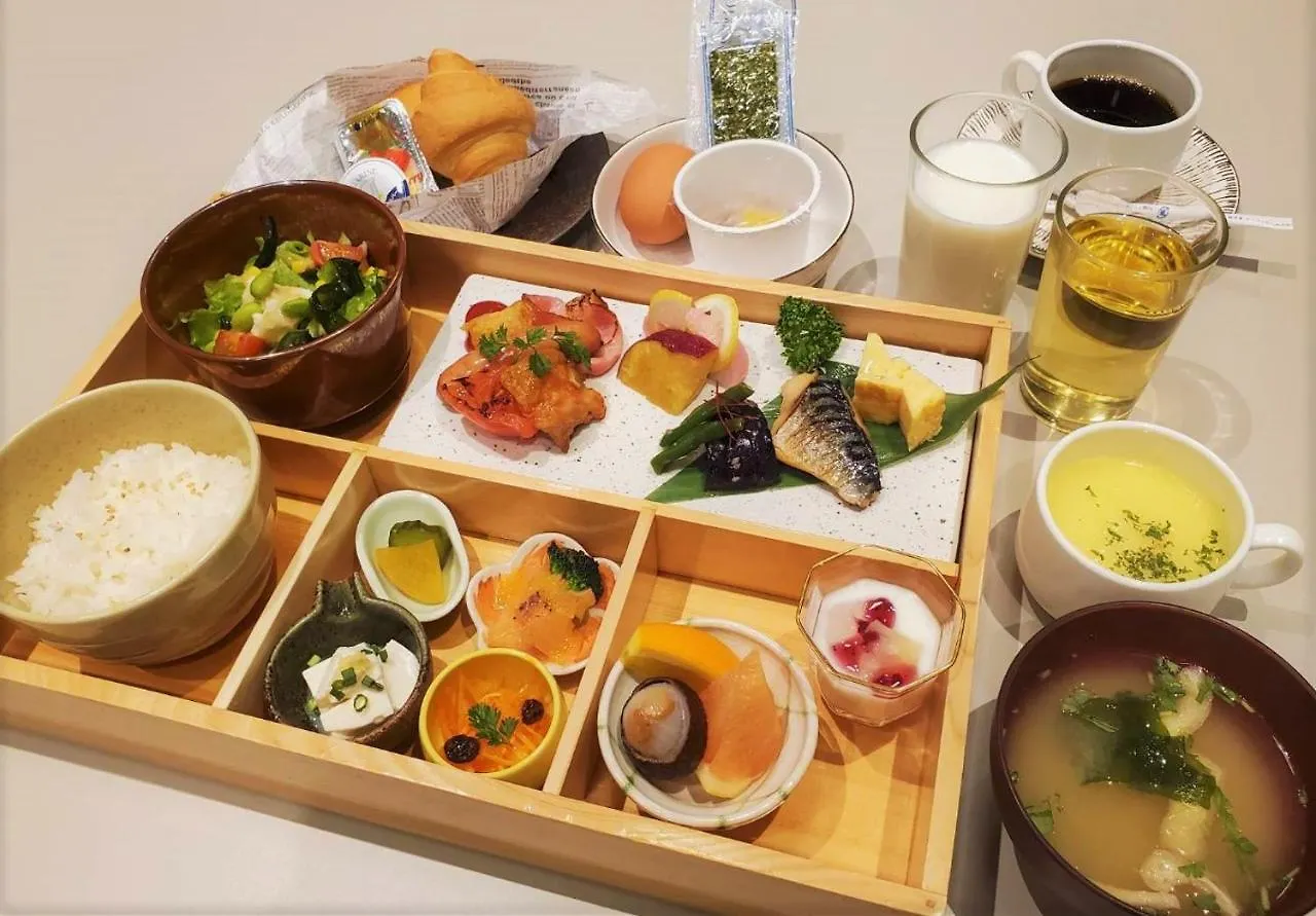 ***  Monday Premium Ginza Tsukiji Hotel Tokyo Japan
